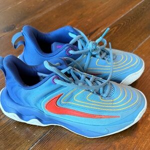 Nike Kids Giannis Basketball shoes